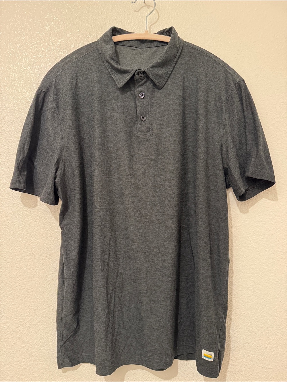 Vuori Men's Dark Charcoal Strato Tech Polo
